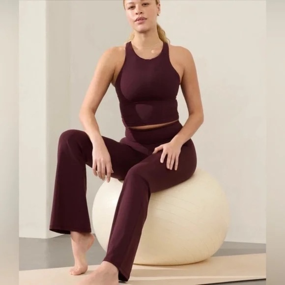 Athleta Elation Ultra High Rise Straight Leg Pant, Spiced Cabernet, Small - Picture 1 of 4